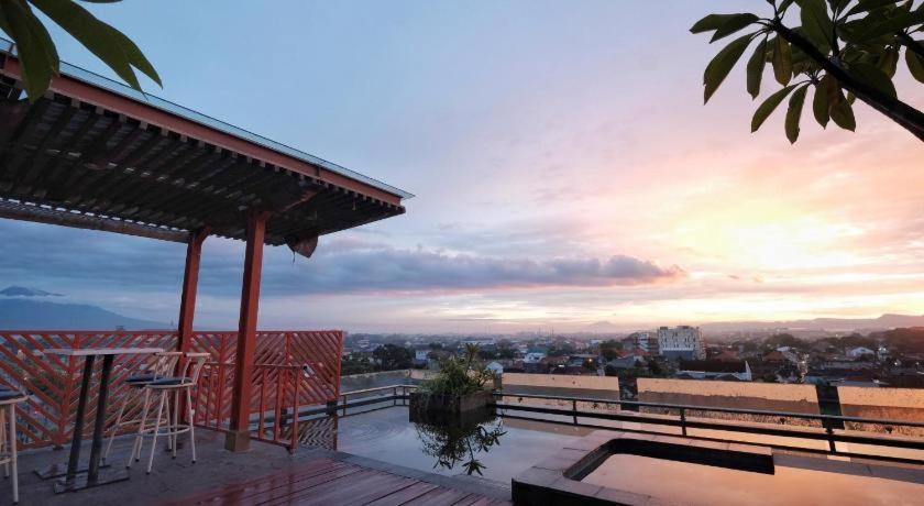 All Nite & Day Hotel Yogyakarta - Gejayan Bagian luar foto