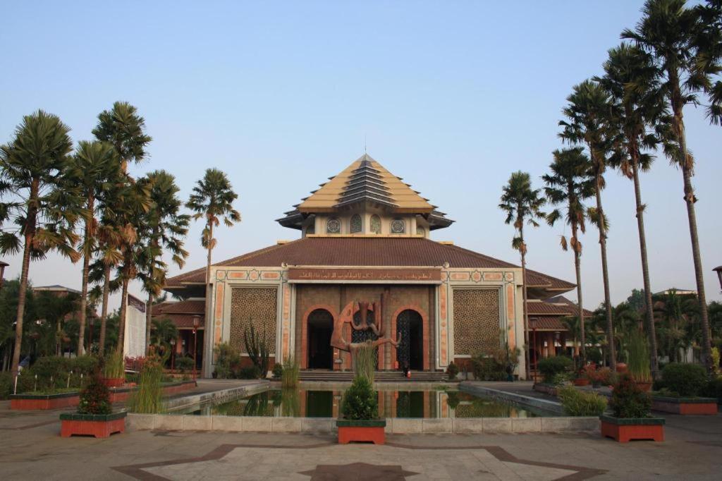 All Nite & Day Hotel Yogyakarta - Gejayan Bagian luar foto