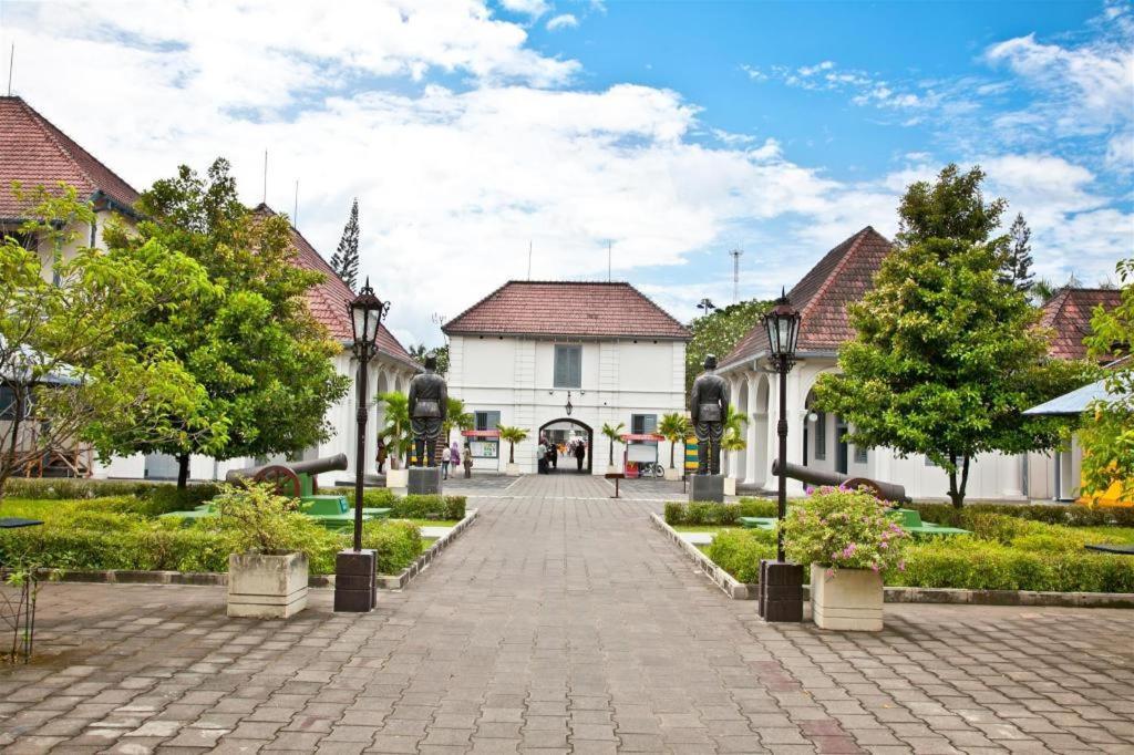 All Nite & Day Hotel Yogyakarta - Gejayan Bagian luar foto