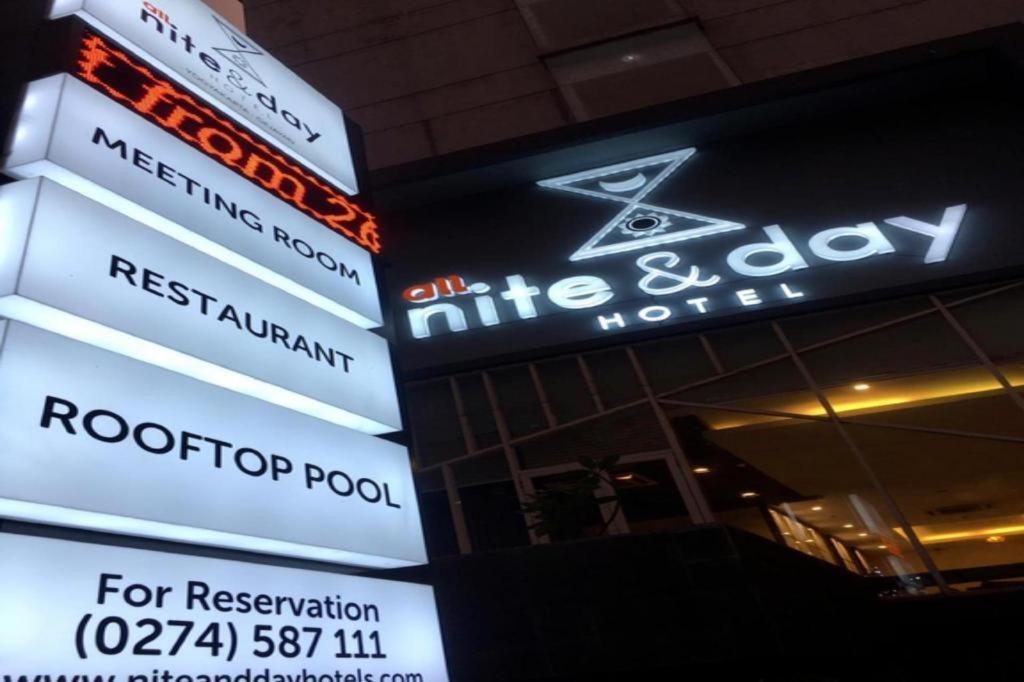 All Nite & Day Hotel Yogyakarta - Gejayan Bagian luar foto